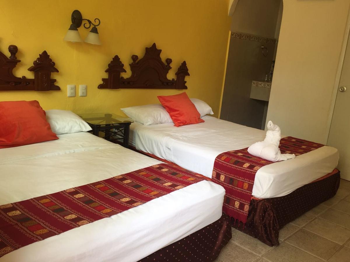 Hotel San Miguel Arcangel Izamal Buitenkant foto