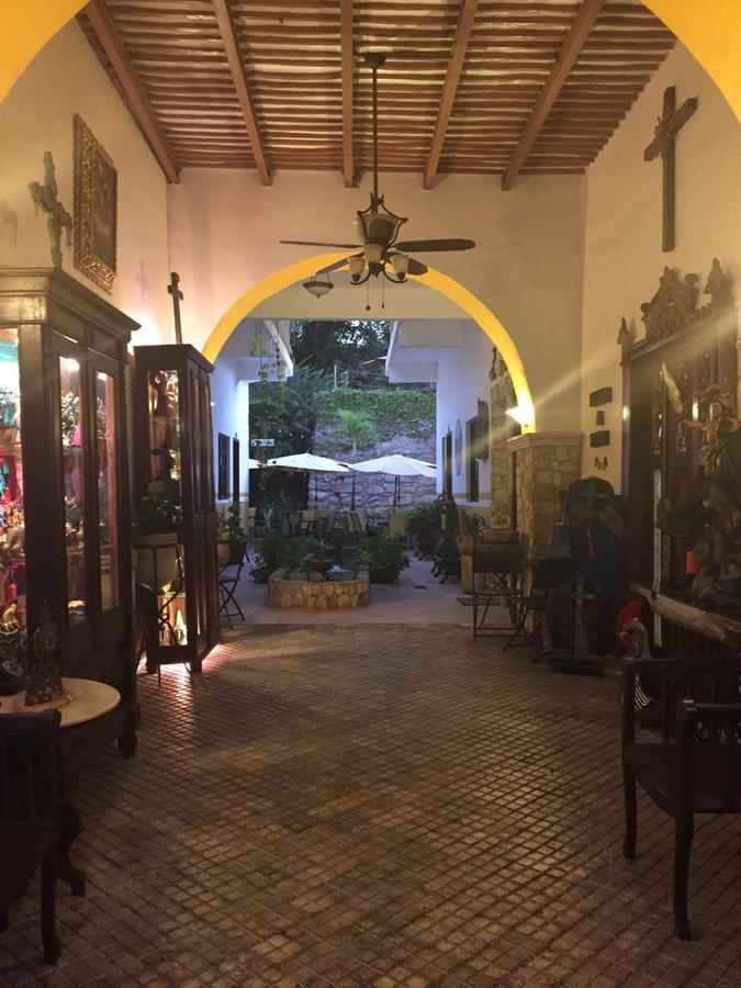 Hotel San Miguel Arcangel Izamal Buitenkant foto
