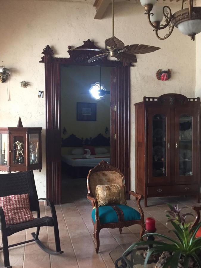Hotel San Miguel Arcangel Izamal Buitenkant foto